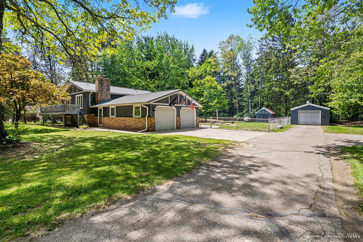Property Photo: 4089 Staple Road MI 49445