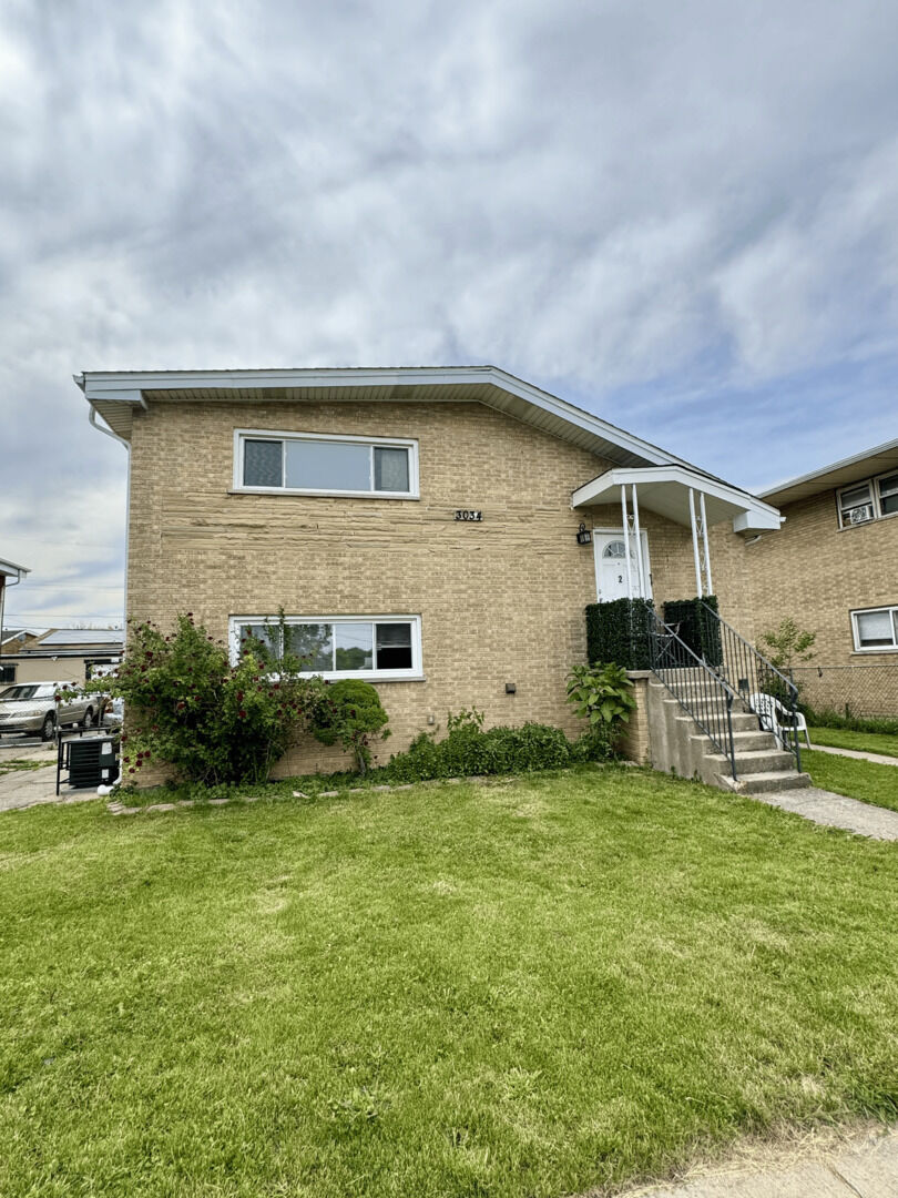 Property Photo:  3034 Houston Street  IL 60131 