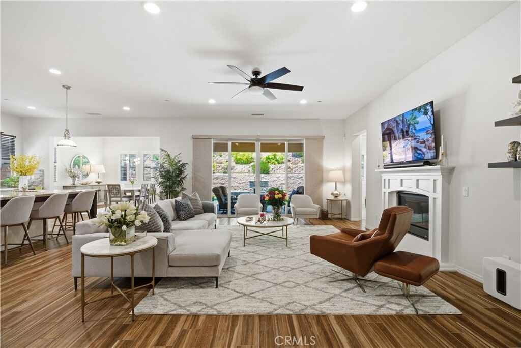 Property Photo: 4977 Hydepark Drive CA 91301