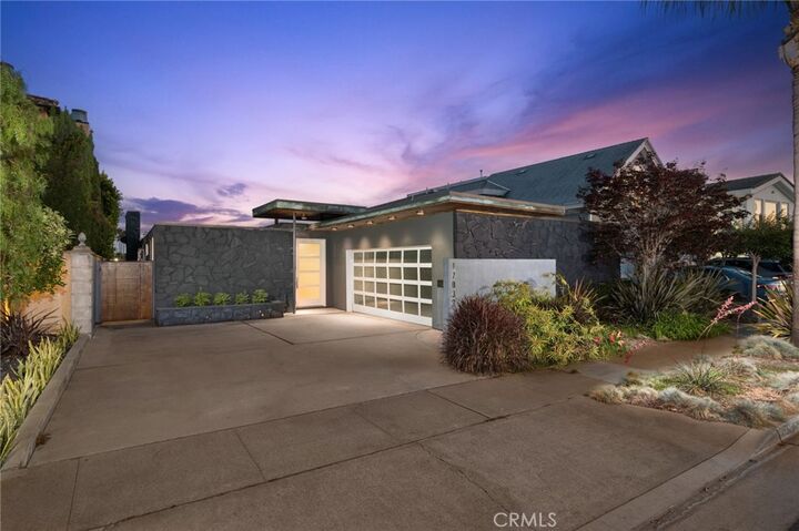 Property Photo: 17033 Edgewater Lane CA 92649