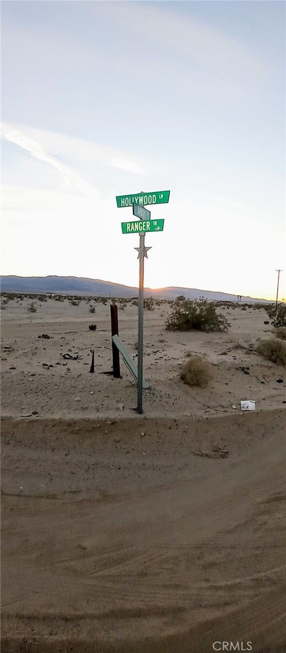 Property Photo:  1 Amboy Rd. Road  CA 92277 