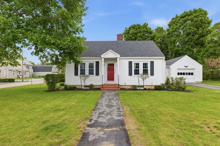 Property Photo:  12 Sewall Road  ME 03908 