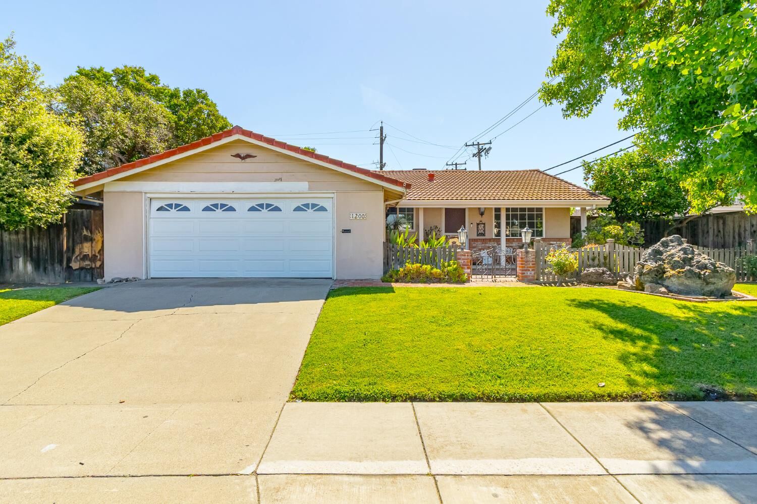 Property Photo:  1200 Lincoln Boulevard  CA 95376 