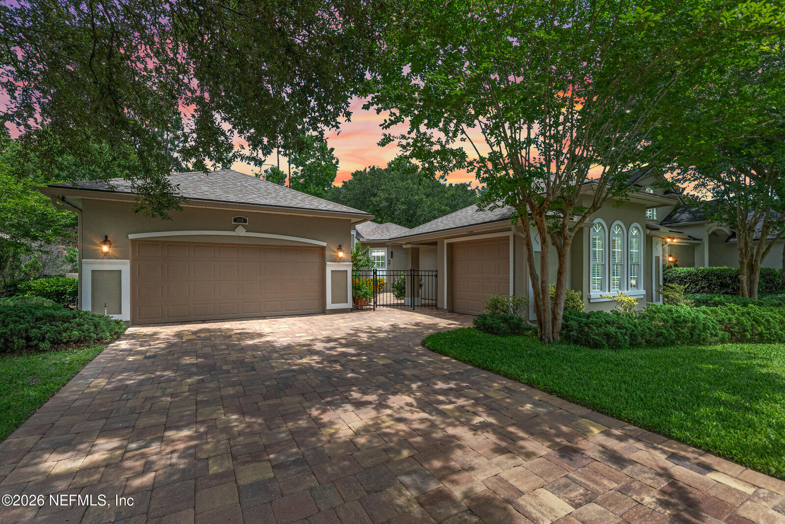 Property Photo:  1015 Green Pine Circle  FL 32065 