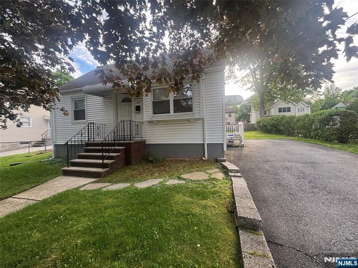 Property Photo: 275 Concord Street NJ 07626