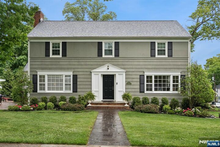 Property Photo:  81 Mountain Road  NJ 07044 