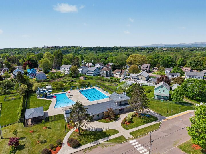 Property Photo:  64 Pine Street  VT 05404 