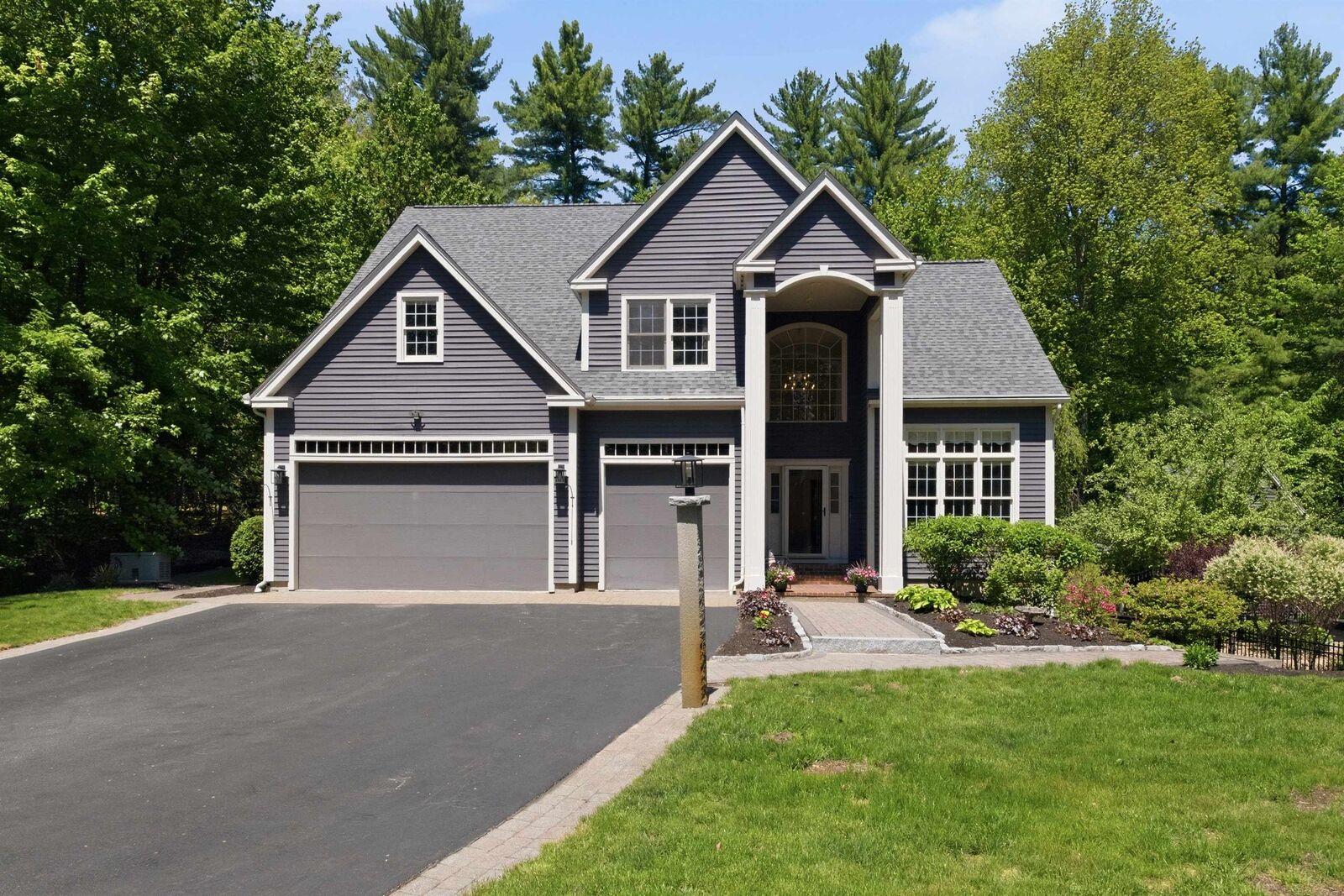 Property Photo:  2 Whittier Drive  NH 03304 