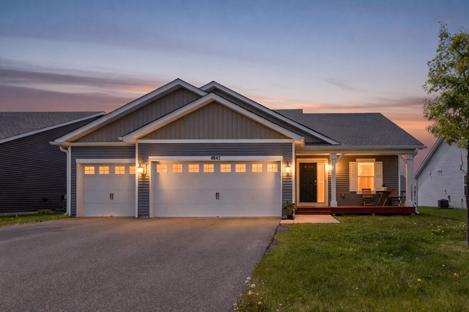 Property Photo:  4845 Empress Avenue N  MN 55038 