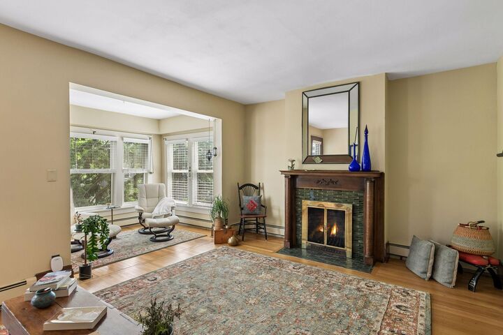 Property Photo:  593 Laurel Avenue 3E  MN 55102 