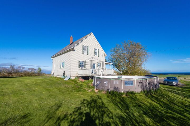 Photo de la propriété:  3200 Cape Bear Road  PE C0A 1V0 