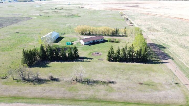 Property Photo: 4905 82 Street AB T0C 2L0