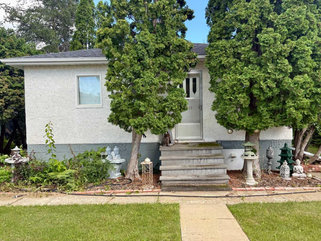Property Photo: 4811 52 Street AB T0B 2G0