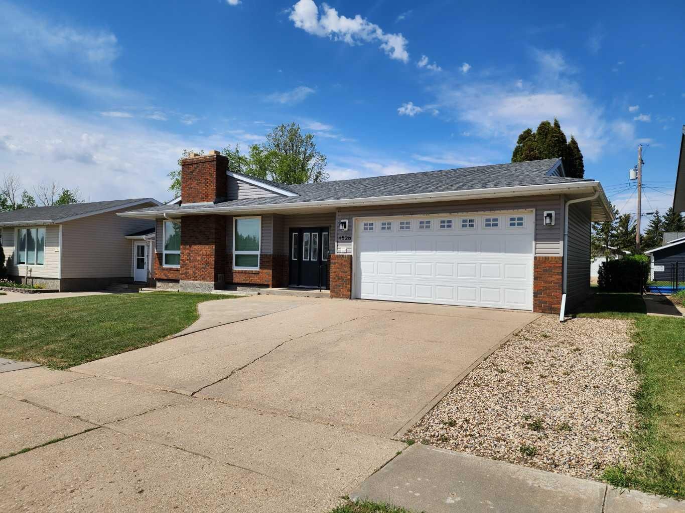 Property Photo: 4826 58 Street AB T0B 2L0