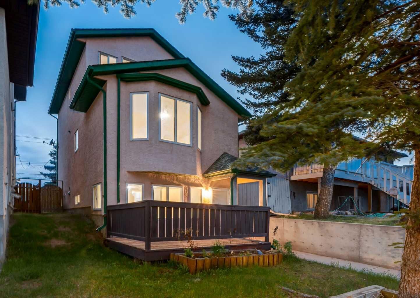 Property Photo: 1135 37 Street SE AB T2A 1E2