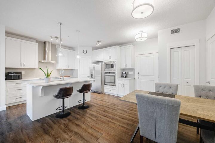 Property Photo:  110 Auburn Meadows View SE 105  AB T3M 2M2 