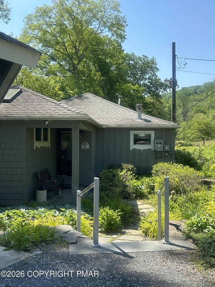 Property Photo:  4379 River Road  PA 18343 