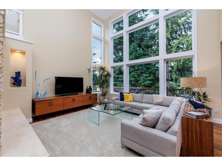 Property Photo: 2337 Taylor Dr OR 97068