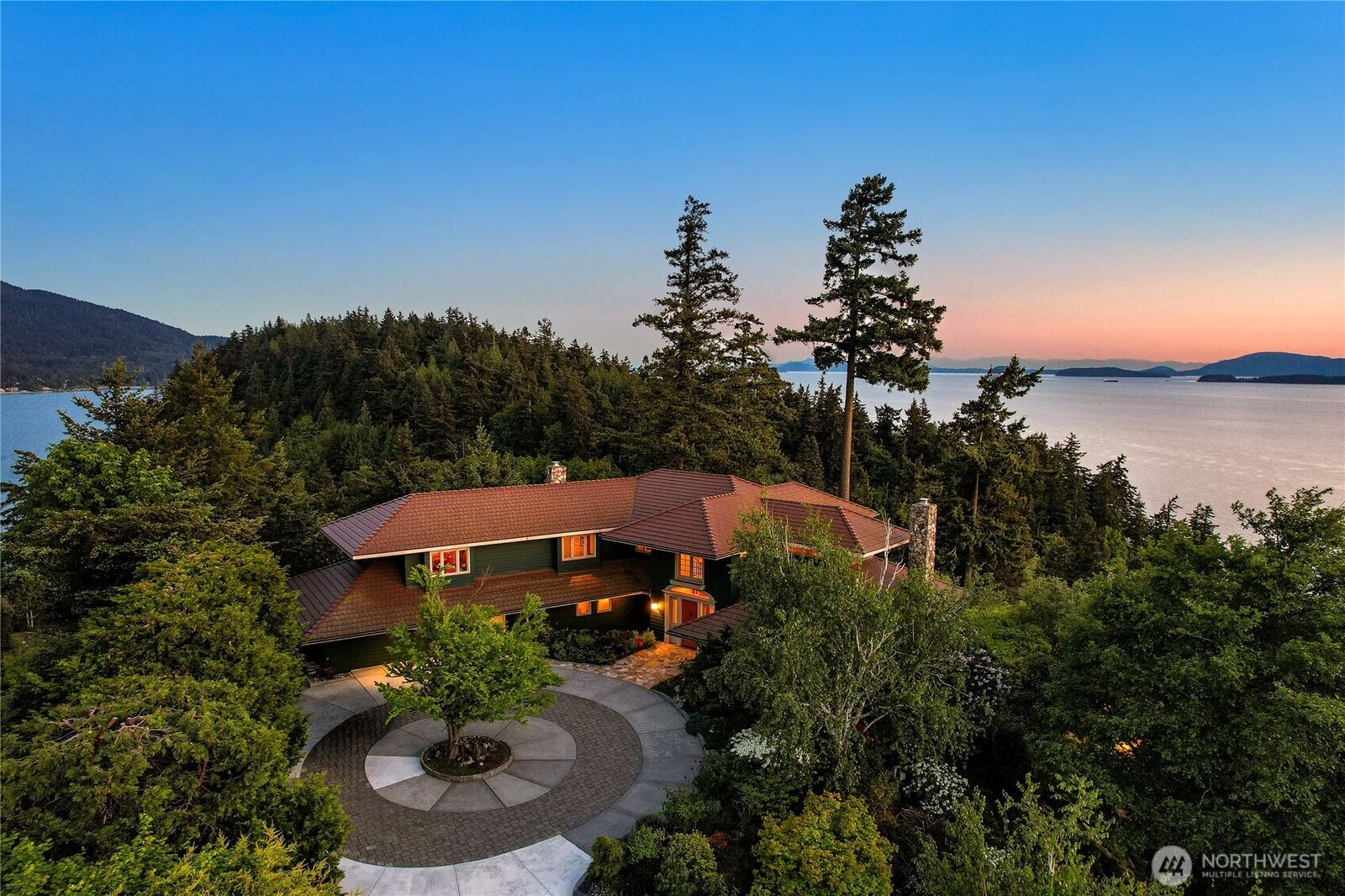 Property Photo:  420 S Clarkwood Drive  WA 98225 
