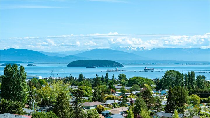 Property Photo: 3907 Ridge Top Drive WA 98221