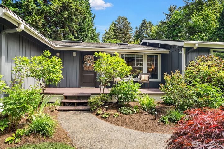 Property Photo: 8704 171st Avenue NE WA 98052