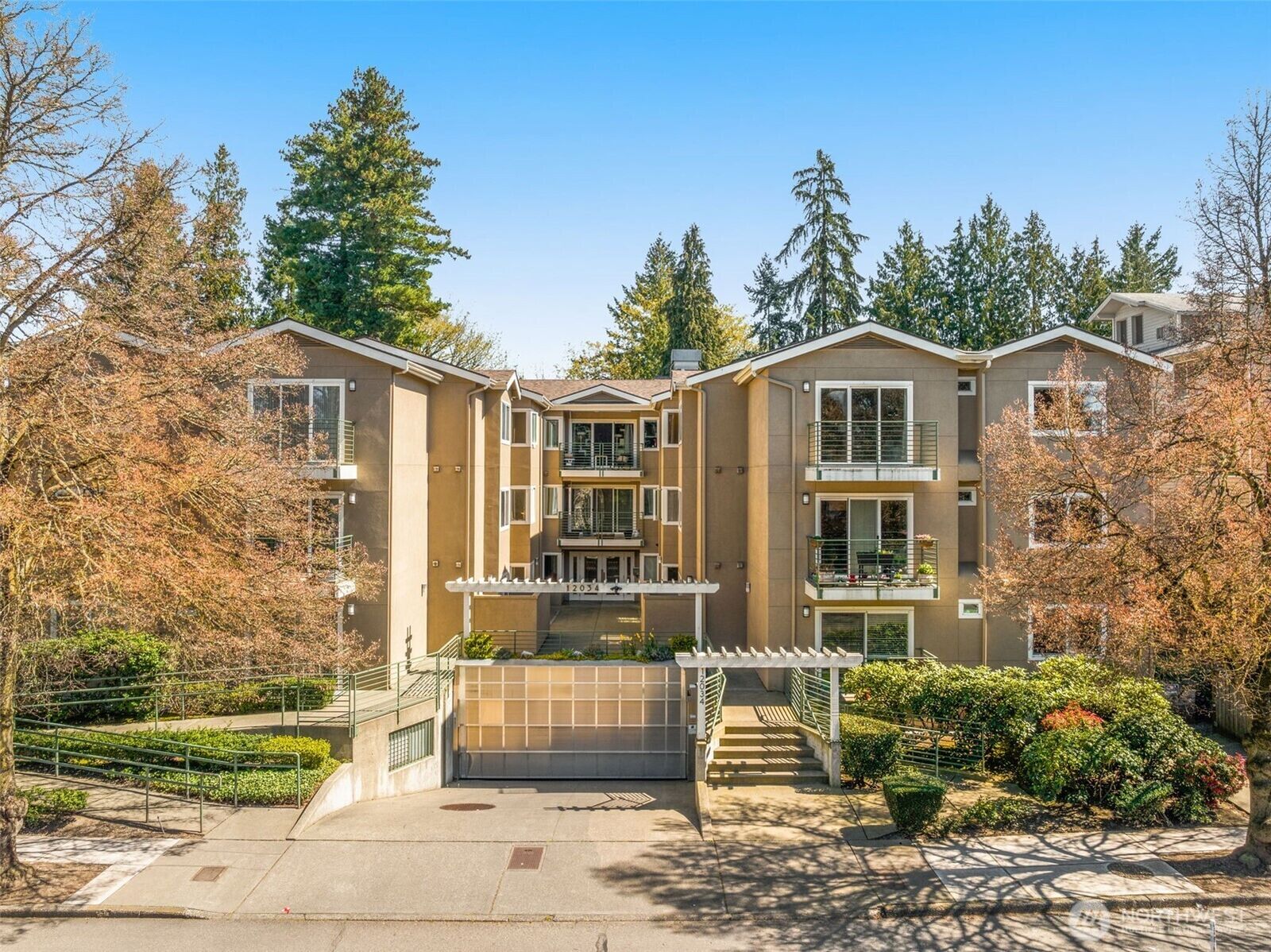 Property Photo: 12034 15th Avenue NE 309 WA 98125