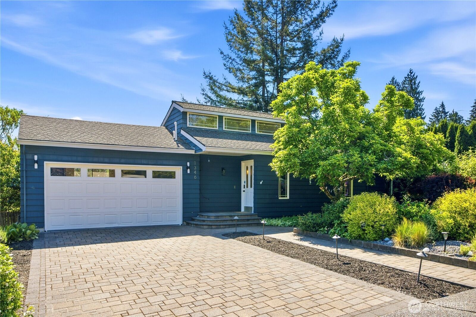Property Photo: 1346 177th Avenue NE WA 98008