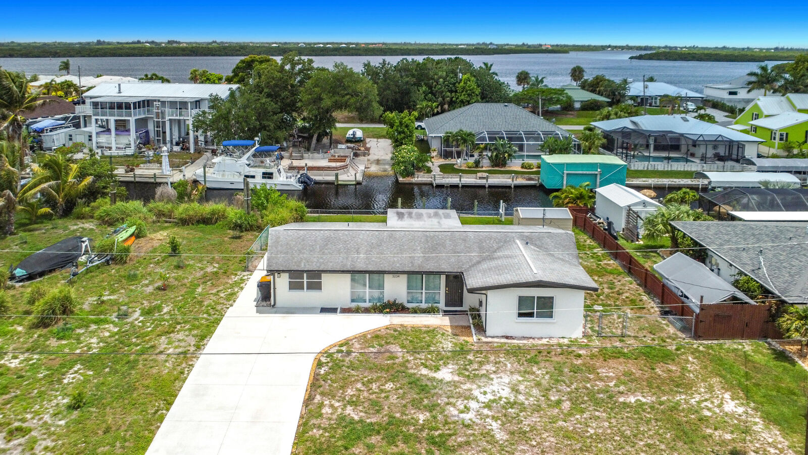 Property Photo:  3234 Daytona Drive  FL 33983 