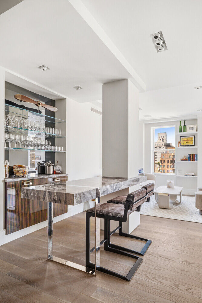 Property Photo:  784 Park Avenue 14C  NY 10021 