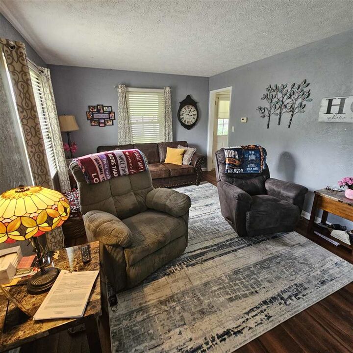 Property Photo:  206 Cartwright Drive  IN 47374 