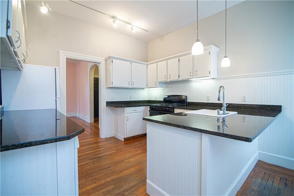 Property Photo:  68 Dexter Street 1  RI 02909 