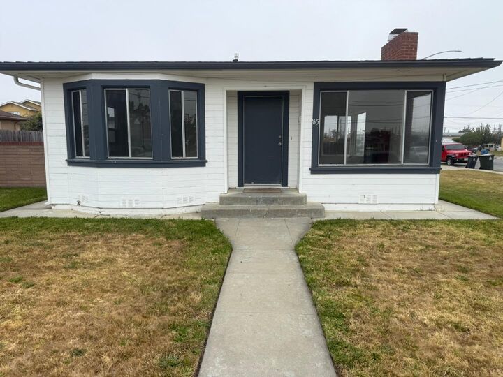 Property Photo:  85 Paloma Avenue  CA 93905 