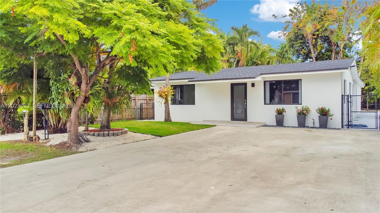 Property Photo:  6566 SW 35th St  FL 33155 
