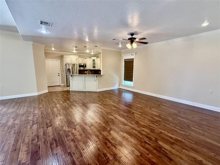 Property Photo: 1503 Driftwood Lane LA 70601