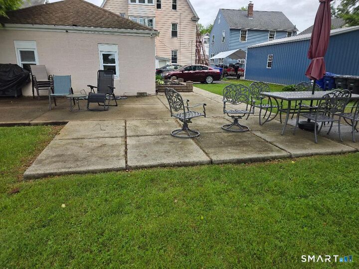Property Photo:  103 Windsor Street  CT 06082 