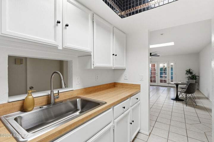 Property Photo:  2852 W Sheryl Drive  AZ 85713 