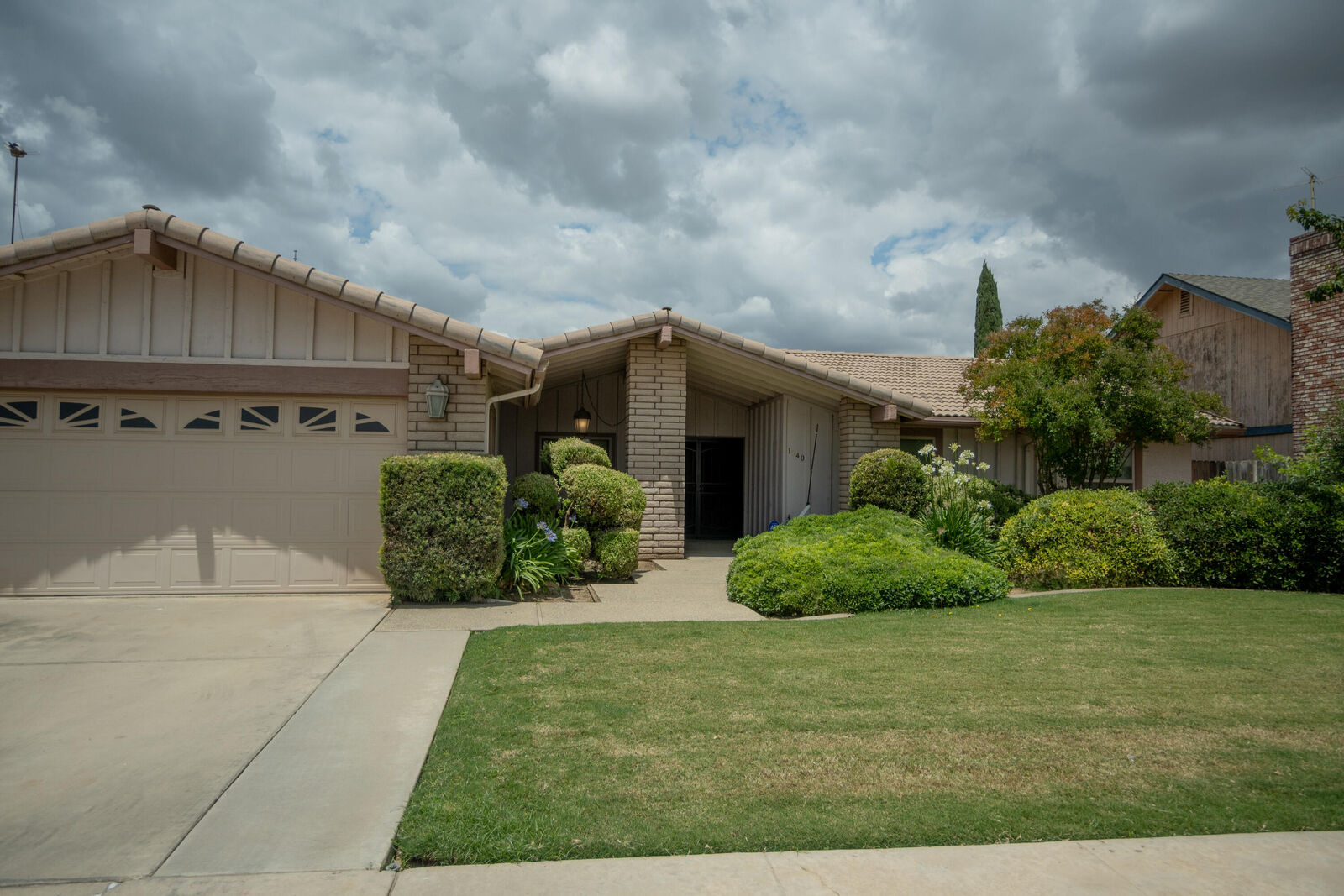 Property Photo:  1540 Nancy Circle  CA 93257 