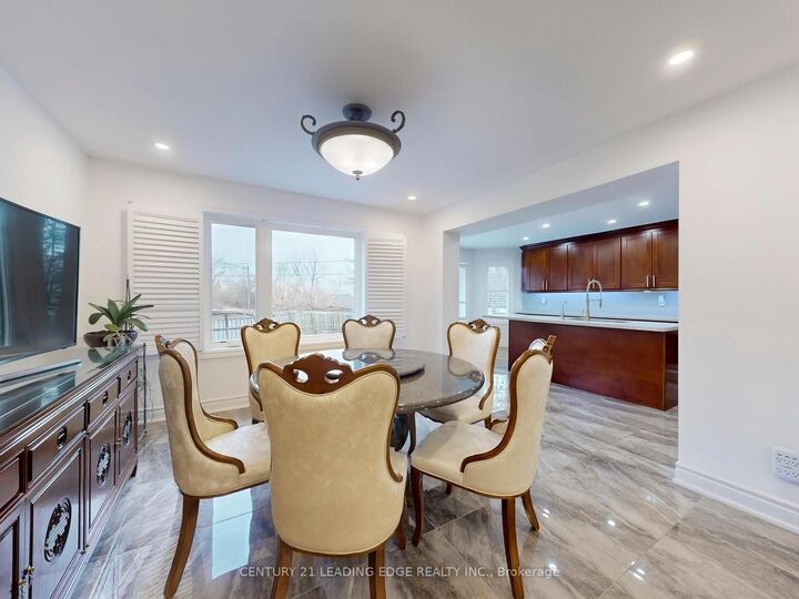 Property Photo:  77 Sunbird Boulevard  ON L4P 3V8 