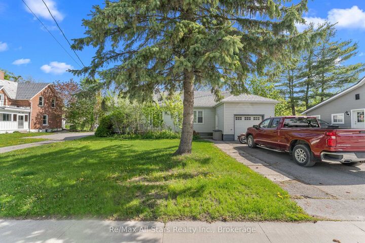 Property Photo: 29 Francis Street E ON K0M 1N0