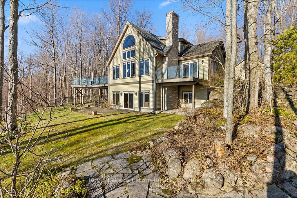 Property Photo: 50 Nippissing Ridge Road ON L9Y 0T8