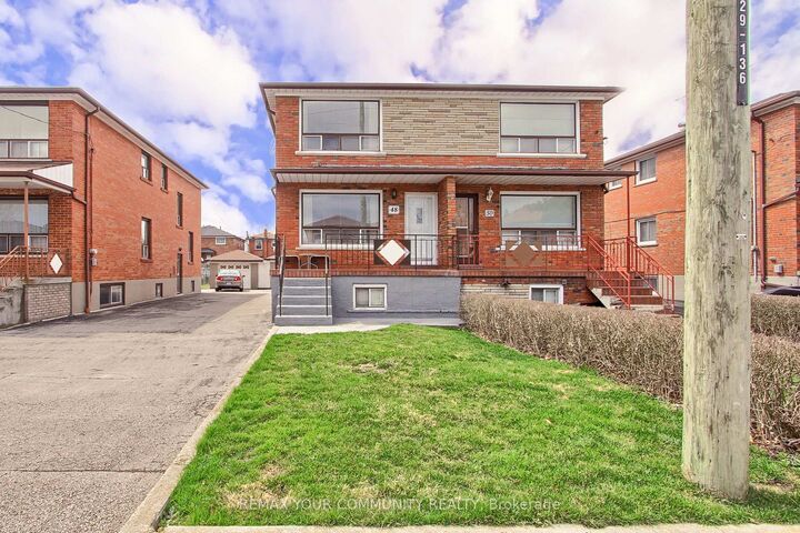 Property Photo: 48 North Woodrow Boulevard ON M1K 1W3
