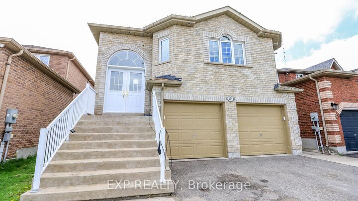 Property Photo: 125 Jessica Drive ON L4N 5Z5