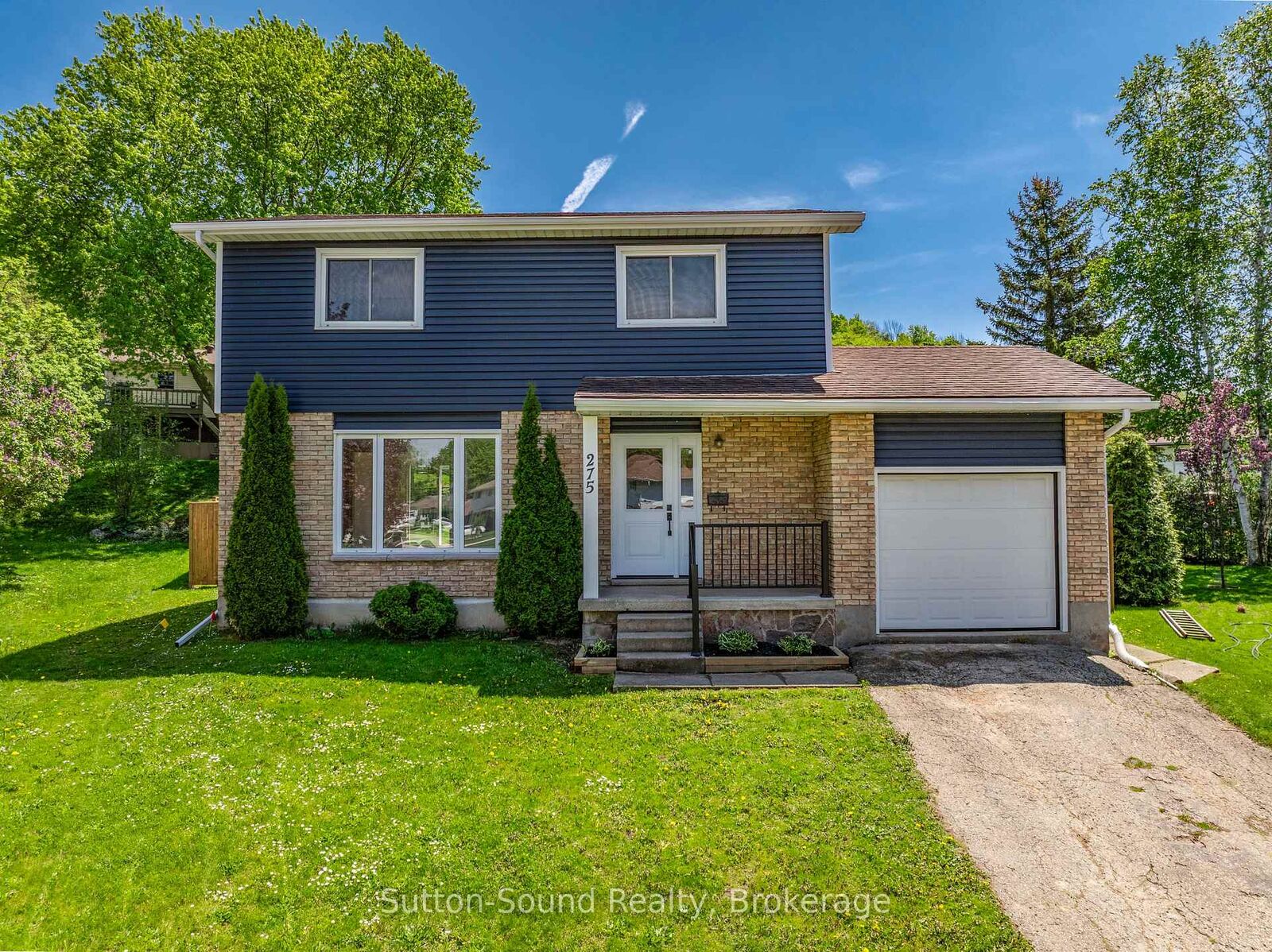 Property Photo: 275 8th Avenue E ON N4K 3A3