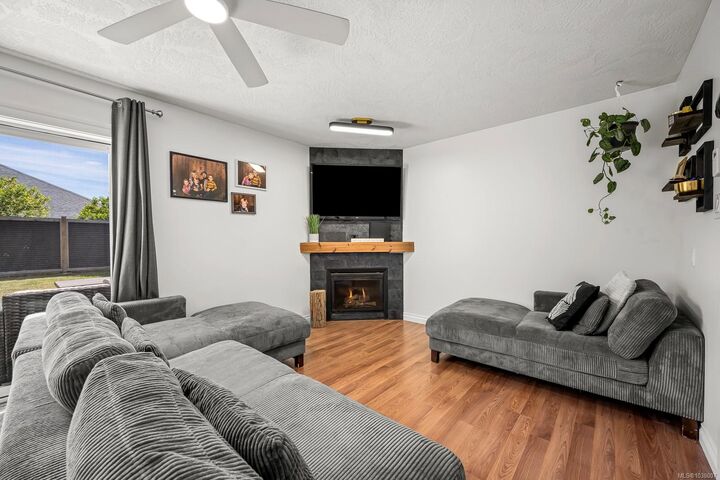 Property Photo: 836 Tracker Pl BC V9M 4E8