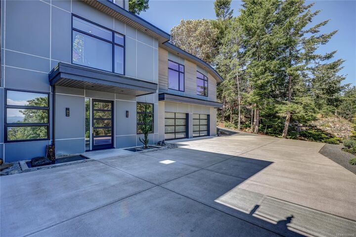 Property Photo: 3450 Dolphin Dr BC V9P 9H6