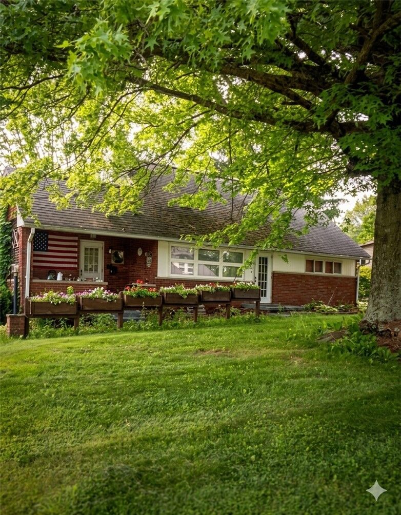 Property Photo:  2210 Brighton Rd  PA 16117 