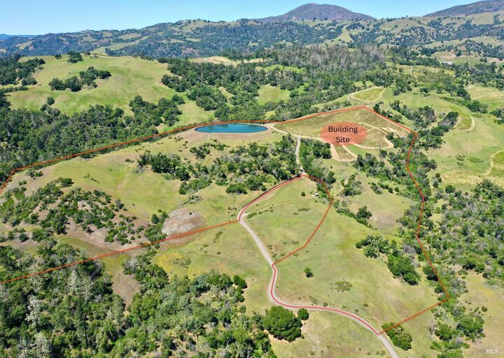 Property Photo: 376 Artisan Circle CA 95441
