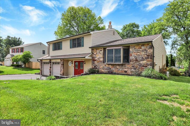 Property Photo:  152 Windham  PA 19047 