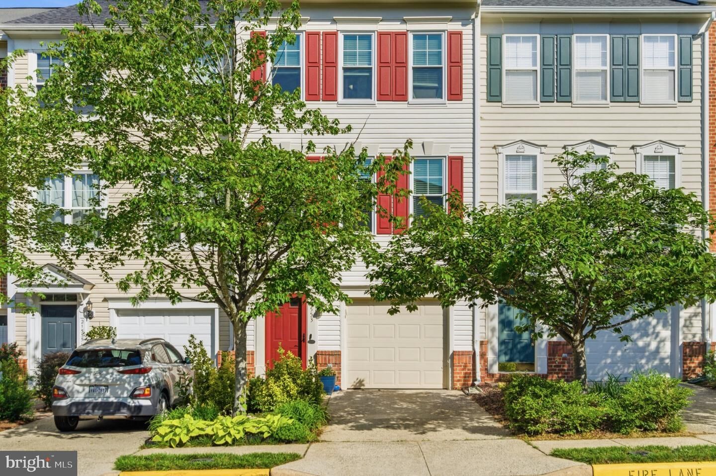 Property Photo: 21553 Field Station Terrace VA 20148