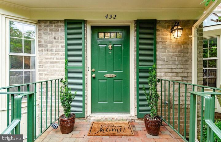 Property Photo:  432 N Park Drive  VA 22203 